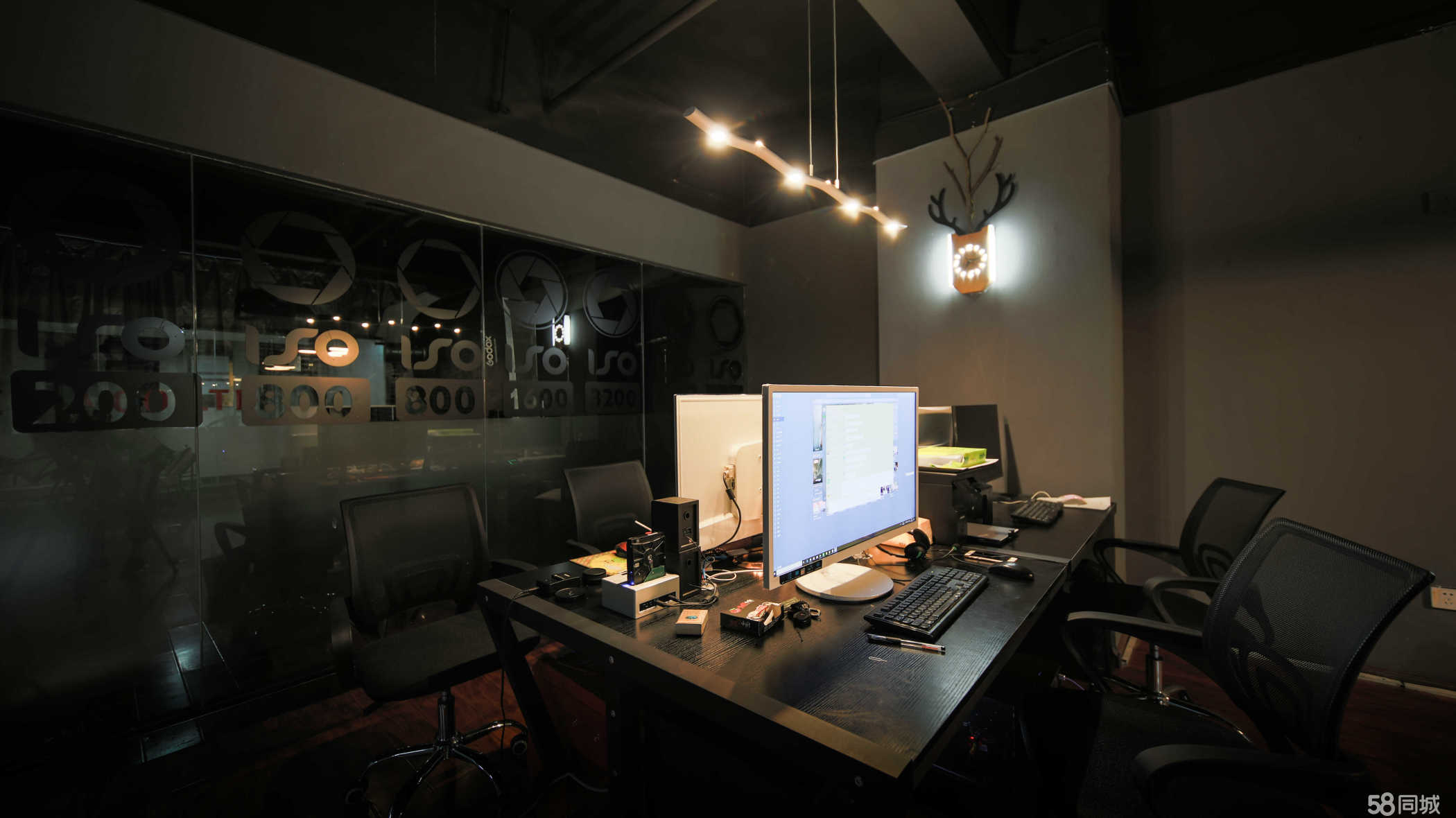 4��Ӱҕ�V�湫˾:Ӱҕ�V��/Ӱҕ�V�湫˾��